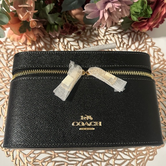NWT Coach Black Leather Cosmetic Case - Picture 6 of 16